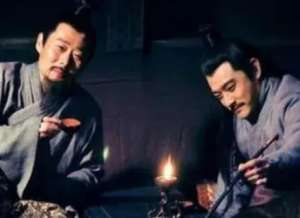 袁氏家族力量强大，我，诶和曹操能击败他们呢？