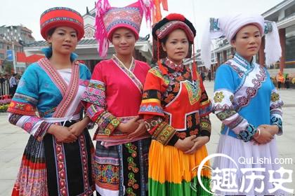 仡佬族服饰  仡佬族的服饰有什么特点
