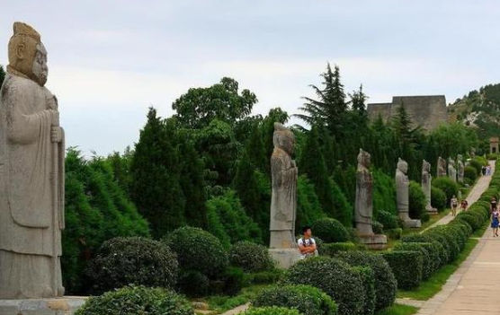 中国历史的碑文文化！墓碑上“故、显、考、妣"的含义和区别？