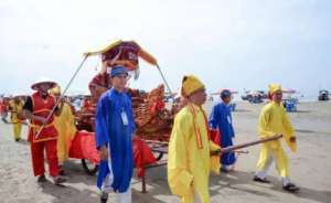 京族哈节是哪个少数民族的节日？它有何历史渊源？