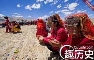 塔吉克族的皮里克节和铁合木祖瓦提斯节