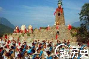 羌族人在节日的时候是怎样进行礼祭的