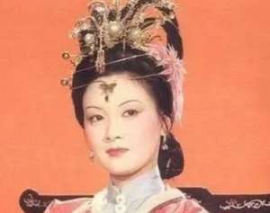 红楼梦一书中是如何描写王熙凤与袭人最后的结局的？
