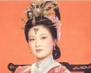 红楼梦中王熙凤是如何打趣黛玉的？