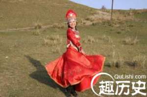 俄罗斯族服饰 俄罗斯族服饰简介