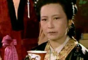 红楼梦中王夫人为何选择皇商出身的薛宝钗为儿媳？