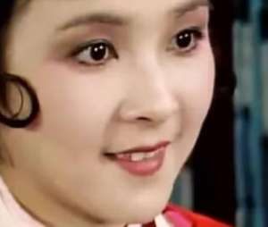 红楼梦中薛家兄妹为何会上京？有何缘由