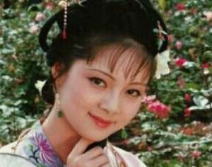 红楼梦中王熙凤小产后为何要让平儿替她保密