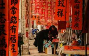 对联的历史有多悠久？“一日为日，二日为昌，三日为晶”的下联应该怎么对？