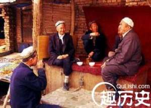 维吾尔族人在饮食与交谈上都有啥样的禁忌