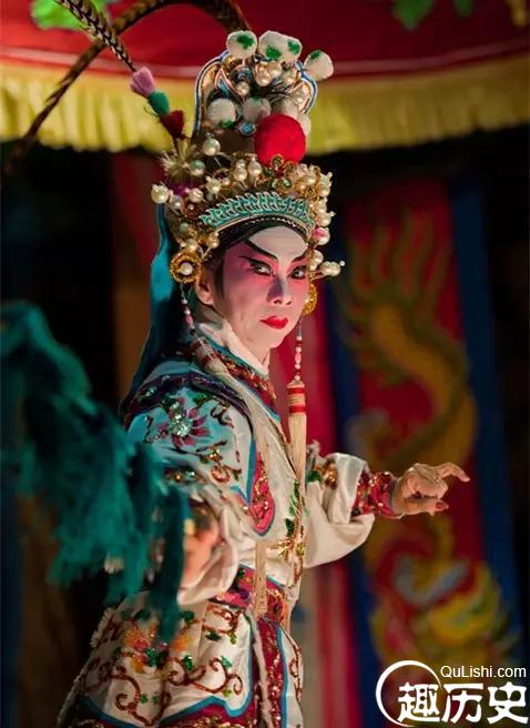 中国三大国粹之中国京剧：京剧表演真的美呆了！