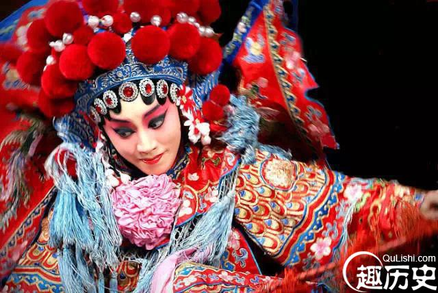 中国三大国粹之中国京剧：京剧表演真的美呆了！
