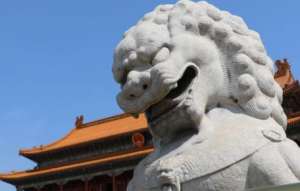 门口放石狮的习俗是怎么来的？有什么特殊含义呢？