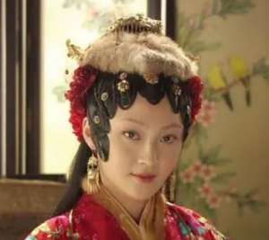 红楼梦中贾府的冬天是什么景象？众人是如何御寒的？