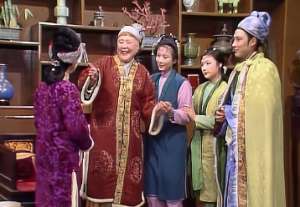 红楼梦中宁国府出现两件有关生死的大事，为什么贾母都没出席？