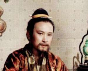 红楼梦中赵姨娘为何在贾府整天惹是生非？