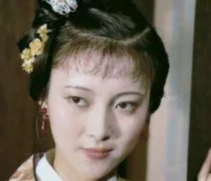 红楼梦中贾母同意薛蝌与邢岫烟的婚事，是因为什么？