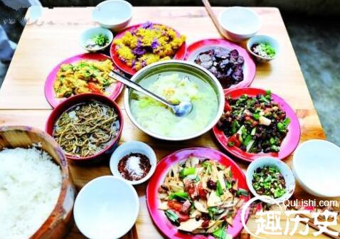 布依族饮食  布依族最喜欢吃什么样的菜肴