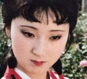 红楼梦中刘姥姥为何没有夸张宝钗，跟什么有关？