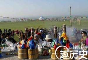 鄂温克族节日 鄂温克族是怎样祭敖包的