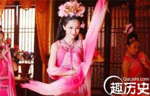 古代绝世美女15岁被皇帝看上30岁被人含泪斩杀