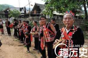 拉祜族习俗简介 拉祜族人有着怎样的生活方式