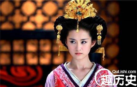 一手好牌被打得稀烂 堂堂皇后被奴婢逼入冷宫