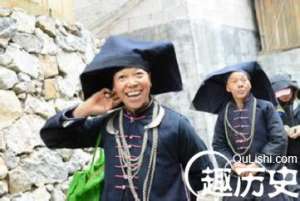 壮族服饰 壮族人结婚前后的服饰及发式的变化