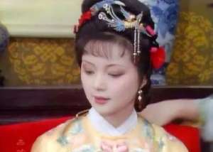 红楼梦中王宝钗辞行，李纨和尤氏不挽留为何还笑？