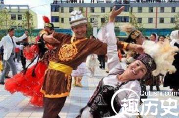 哈萨克族舞蹈简介 哈萨克族的“卡拉角勒哈”