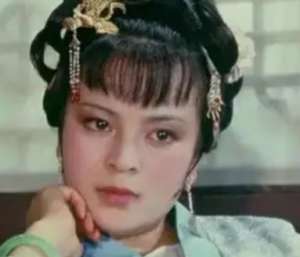 红楼梦贾府中的女子与男子，地位有何不同？