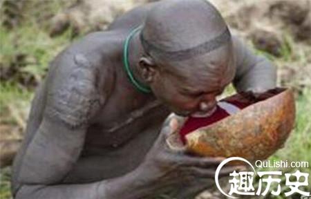 揭秘六大神秘部落：雷迪菜菜族只喝血不吃肉