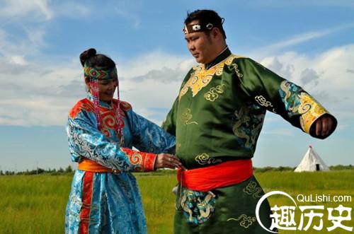 鄂温克族民俗艺术 鄂温克族刺绣特色
