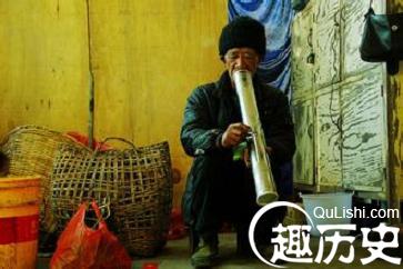 哈尼族的“独筒烟锅”啥样?哈尼族的饮烟习俗