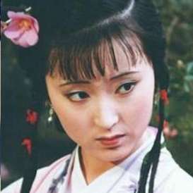红楼梦中在滴翠亭偷听的明明是宝钗，她为何要撒谎？