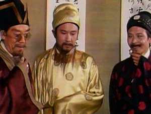 红楼梦荣国府中秋宴上，贾政做了什么事情？