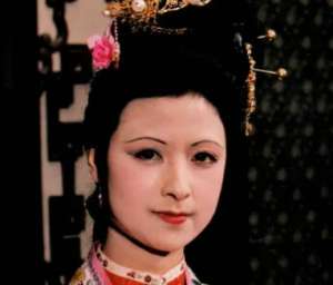 红楼梦中尤二姐被哪些人骗过-她到底有多惨？