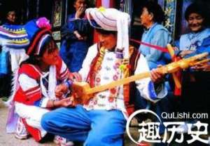 白族龙头三弦是啥样的？白族乐器简介