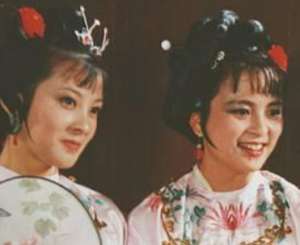 红楼梦中王夫人说贾府三春可怜，是什么意思？
