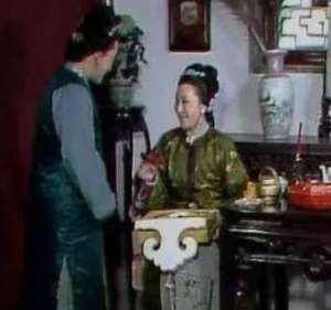 红楼梦中薛姨妈真的是个会经营的人吗？
