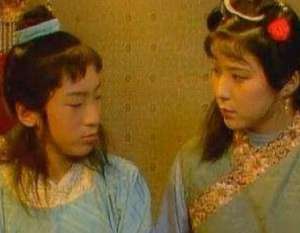 红楼梦中宝玉为何会被烫伤？凤姐又为何替贾环开脱