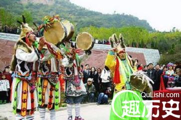 羌族神奇“释比”常用的法术有哪些