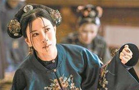 清朝皇室对妃嫔身份如此注重 乾隆为何封一个宫女做皇后