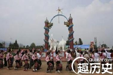 阿昌族的“阿露窝乐活动”是怎样举行的