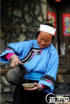 土家族的服饰 土家人包白帕子是怎么回事