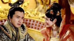 在高洋统治后期，他的性情为何会大变到让北齐国势转衰？