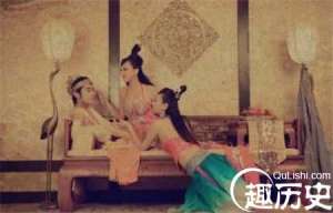 在金瓶梅中众位美女佛堂中有那些明争暗斗