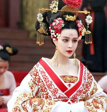 武则天没有强大的娘家在后台 李治为什么会如此惧怕武则天