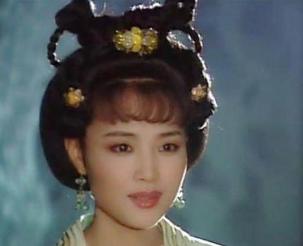 武则天让上官婉儿家破人亡 武则天为什么还敢将上官婉儿带在身边