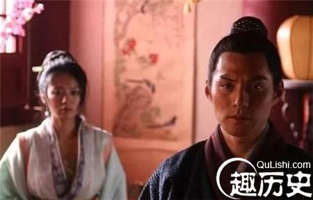 水浒中浪子燕青在交际场上是一个怎样的人？